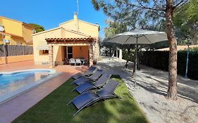 AME447 Chalet con piscina privada 9x5m y jardín vallado